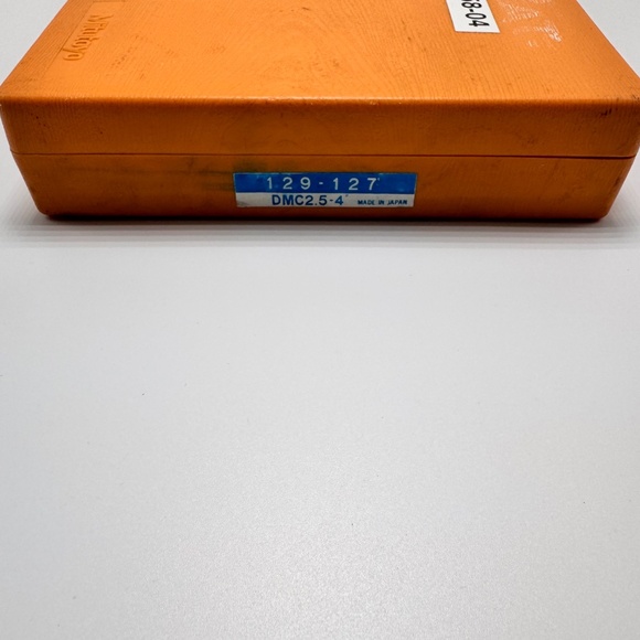 Mitutoyo 129-127 Depth Micrometer DMC 2.5 - 4 in orange hard case w/ foam insert - Picture 10 of 11